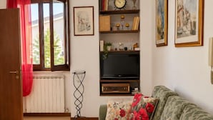 Living area - Casa di Sulmona Charming Stay Near the Old Town (Sulmona)