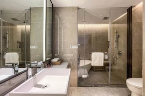 Bathroom - The Meixi Lake, Changsha Marriott Executive Apartments (Changsha)