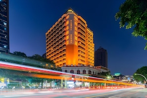 Ngoại thất
