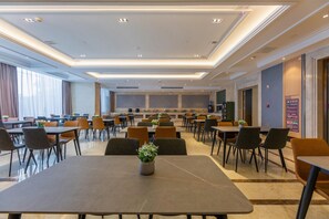 Dining - Anyi Jinding Hotel (Nanchang)