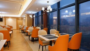Unclassified image, 3 of 45, button - Vienna Hotel (Shaoxing)