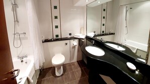 Bathroom - Towers Hotel & Spa (Neath)