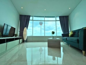 Ảnh chưa phân loại, 4 trong số 32 ảnh, nút
