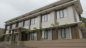 Exterior - Hotel Wijaya Kusumah (Tasikmalaya)