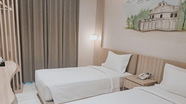 Room - The Icon Hotel Kuningan (Cigugur)
