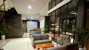 Lobby - The Icon Hotel Kuningan (Cigugur)