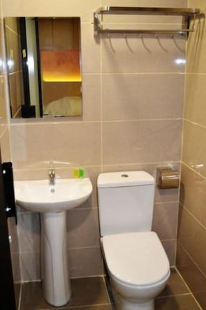 Ảnh chưa phân loại, 3 trong số 12 ảnh, nút
