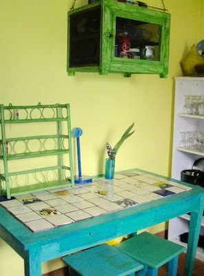 Dining - Ty Oceane 2, a row house with a garden and a furnished studio apartment (Erdeven)