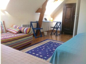 Room - Ty Oceane 2, a row house with a garden and a furnished studio apartment (Erdeven)