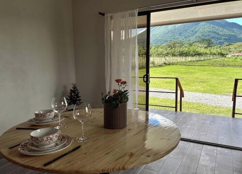 Romantic cabin with a view of the Arenal Volcano