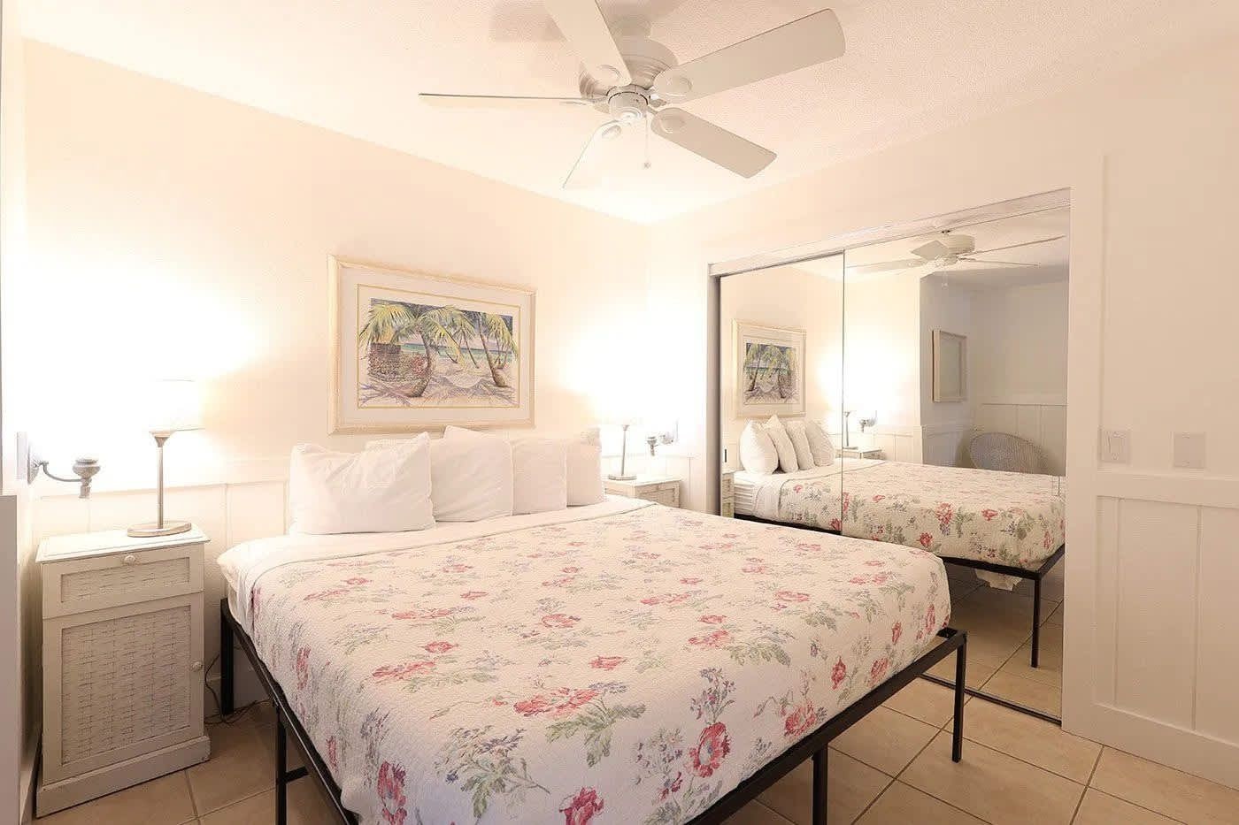 House, 1 King Bed, Beach View | WiFi (free), bed sheets