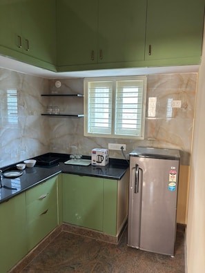 Familienapartment | Eigene Küche | Kühlschrank, Ofen, Geschirrspüler