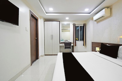 Super Townhouse Sahayogi Nagar