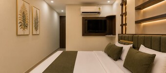 Gorakhpuriya Hotel
