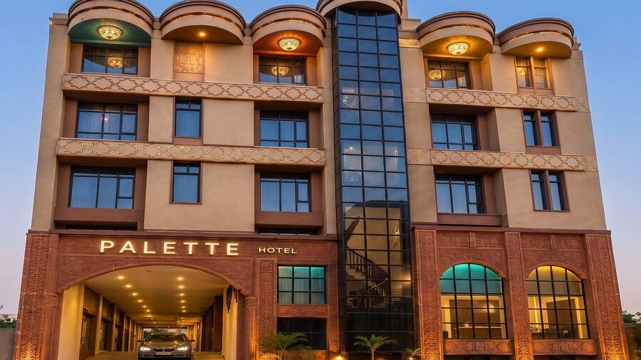 Palette Hotel Jaipur City Centre