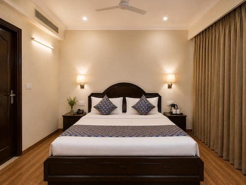 Palette Hotel Jaipur City Centre