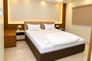 Room - Hotel Ishaan Palace (Ujjain)