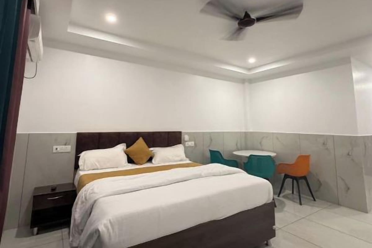 Deluxe Room | Free WiFi