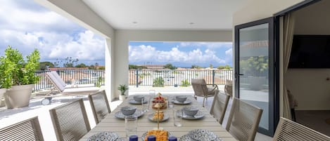 House | 3 bedrooms, high-speed internet