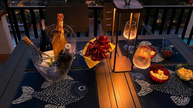 Outdoor dining - Vrbo Property (Taormina)