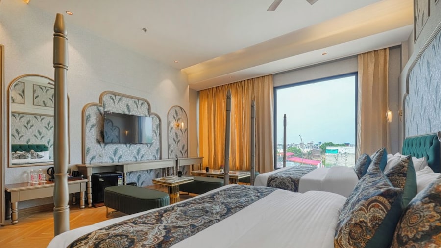 Marrion Hotel 10 minute Golden Temple