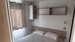 Unclassified image, 3 of 15, button - Vrbo Property (Litteau)
