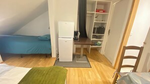 Room - Vrbo Property (Saint-Hilaire-de-Riez)