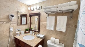 Bathroom - Direct OceanFront balcony with Amazing 180 degree Views & Heated Pool (Sunny Isles Beach)