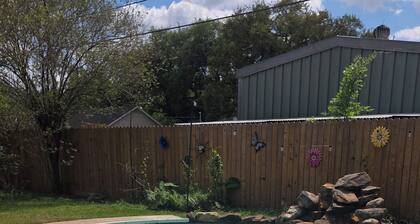 Poolside Bungalow in Wharton Texas, great neighborhood.