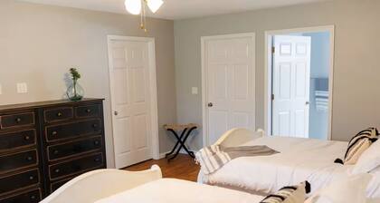 Ultimate Country Home Near Lake Shelbyville!