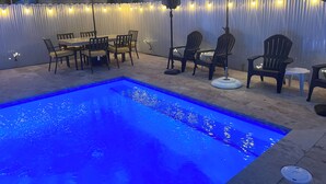 Pool - Spacious 3 floor, 5-bedroom house in the heart of North Miami Beach (North Miami Beach)