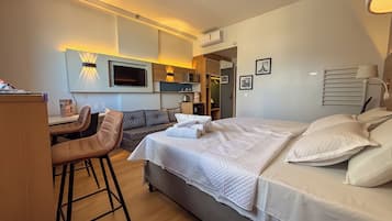 Apartamento luxo, vista parcial para o mar