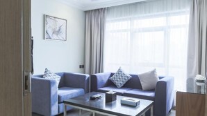 Family Room, City View | Living area - Safwat Alkhobar Hotel (alkhiobar)