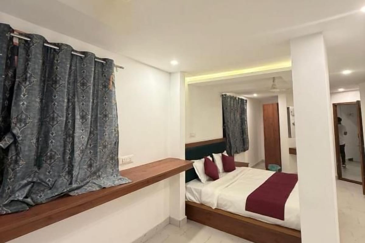 Standard Double Room | Free WiFi