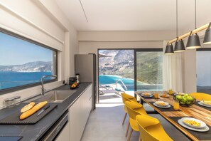 Dining - Atheras Lassu Retreat (argostoli)