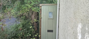 Enjoyable 1-bedroom Annex in charming Taunton perfect for all relaxing stays