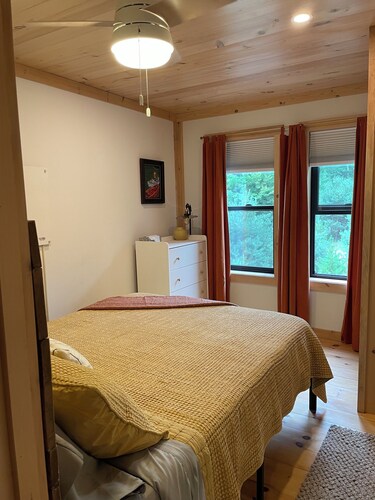 Peaceful Scandinavian Style Chalet in North Creek, NY