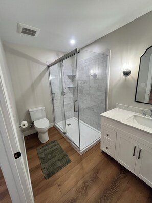 Unclassified image, 2 of 11, button - Private Country 2 Bedroom with Private Entrance & Full Kitchen (Plympton-Wyoming)