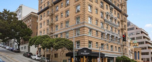 Celebrate NYE in San Francisco — Luxury 1BR Hotel Suite