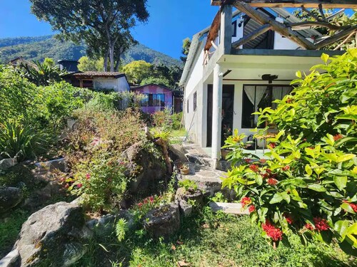 Our Birdhouse - Relax & Swim - Your Peaceful Getaway