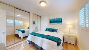 Unclassified image, 4 of 18, button - Furnished Ocean View Coastal Rental.. Hear the Crashinf Surf (Laguna Beach)