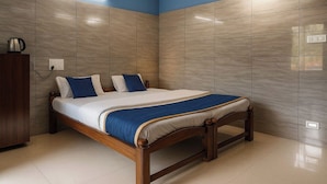 Unclassified image, 3 of 7, button - Hotel Royal Plaza (New Delhi)