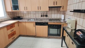 Private kitchen - Vrbo Property (Posadas)