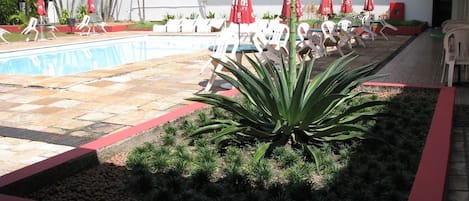 حمام سباحة