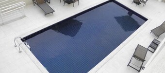 Refreshing Stay with Outdoor Pool & Parking, Near Museu Ciência e Vida | 3 Units