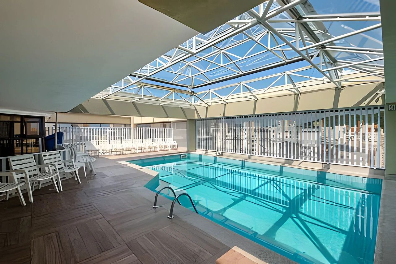 Deluxe Apartment | Pool