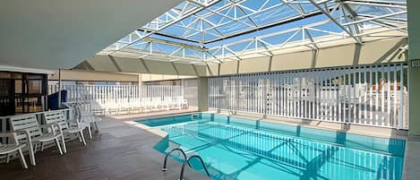 Deluxe Apartment | Pool | Outdoor pool