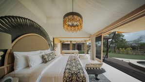 Ảnh chưa phân loại, 3 trong số 28 ảnh, nút