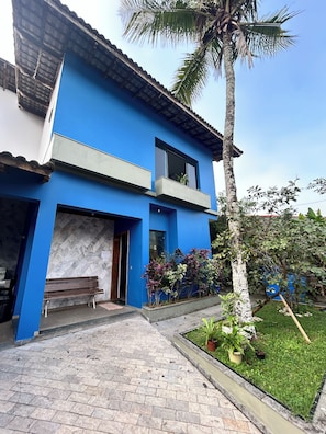 Ảnh chưa phân loại, 2 trong số 34 ảnh, nút