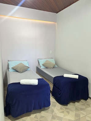 Ảnh chưa phân loại, 5 trong số 34 ảnh, nút